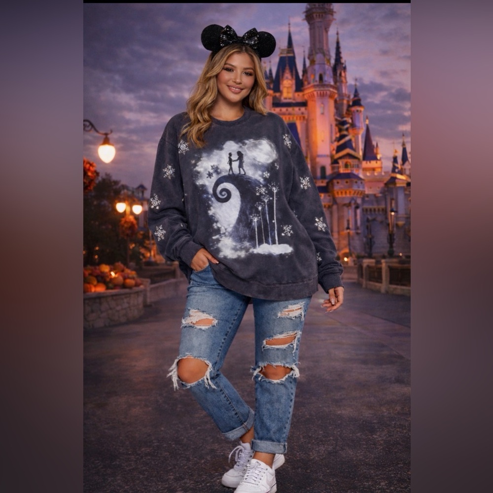 Disney Parks Nightmare Before Christmas Jack & Sally Sweatshirt~Size Lg & XL~NWT